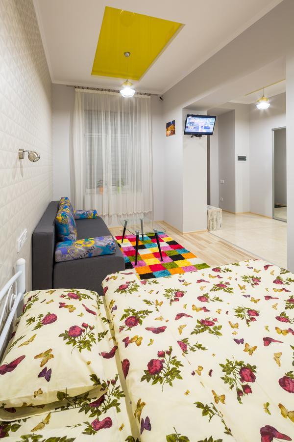 Apartment On Pekarska Street Зі Світлом! Львов Экстерьер фото